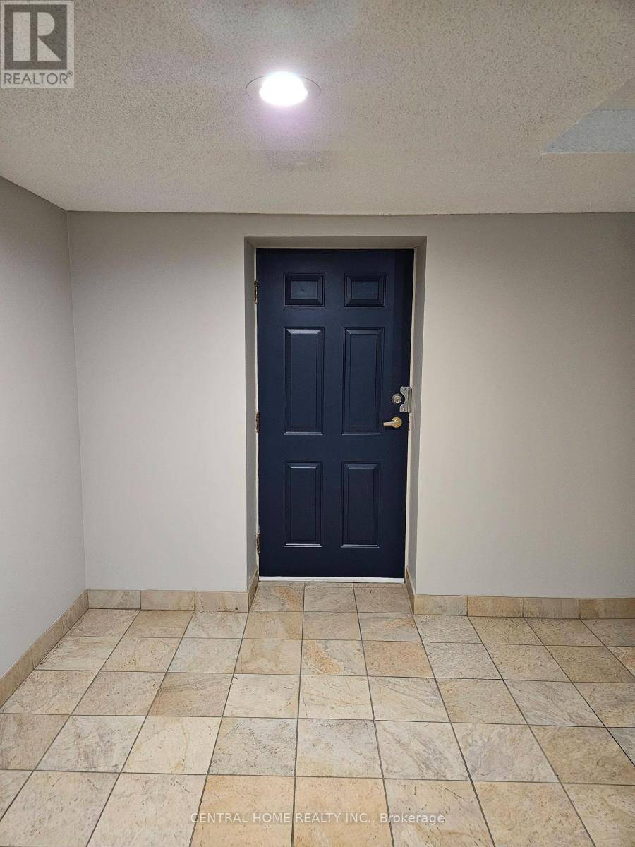 London East (east F), ON N6B1X3,280 Queens AVE South #1