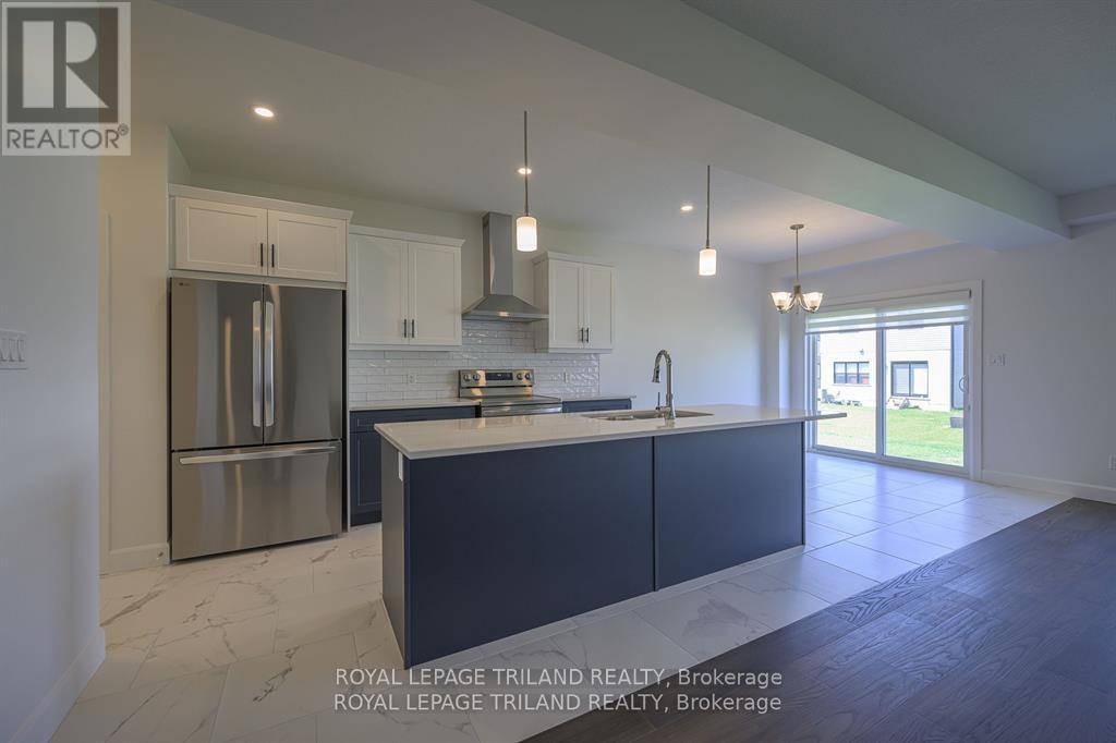 London South (south W), ON N6L0J2,3837 AUCKLAND AVENUE