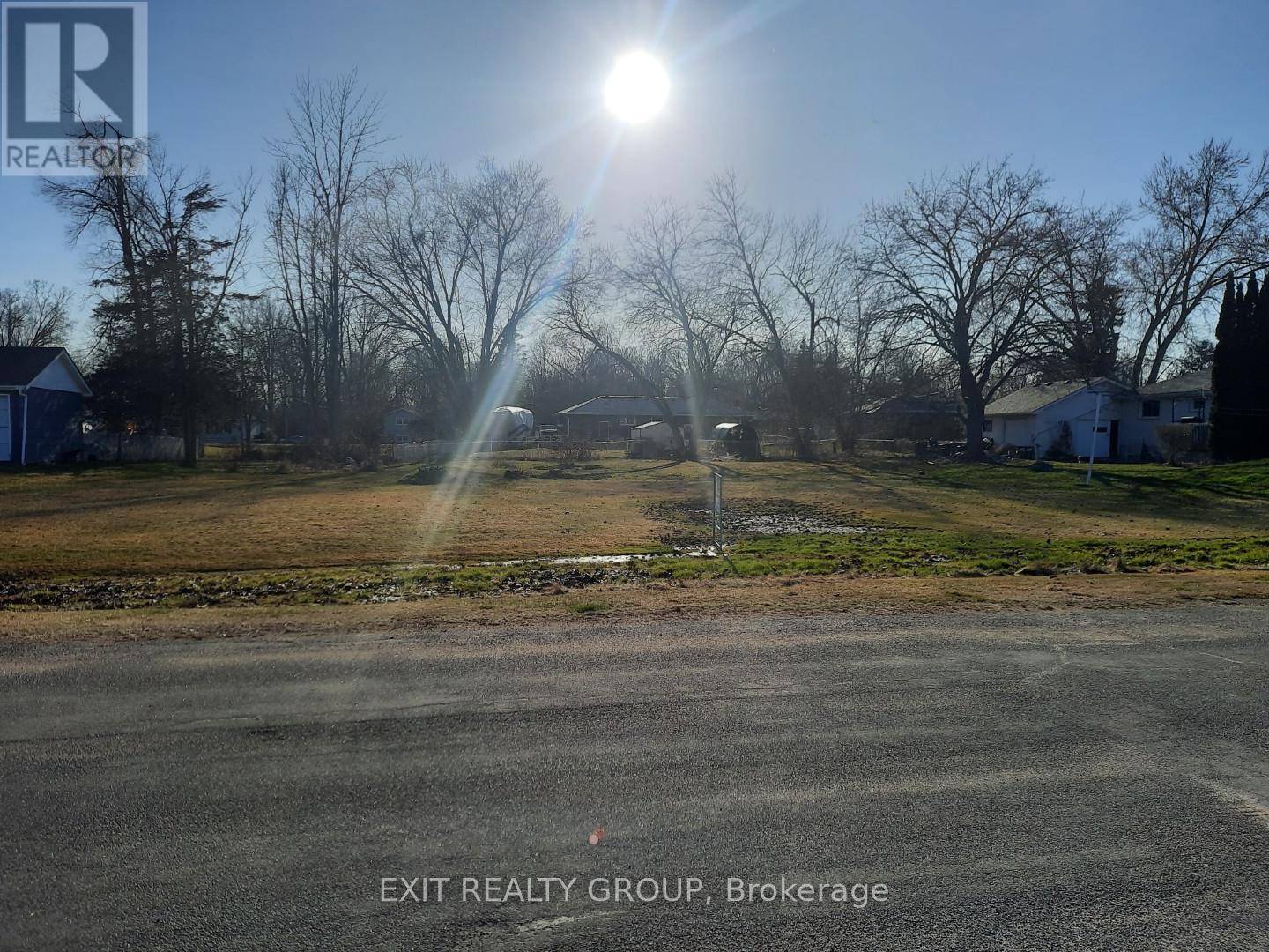 Quinte West (sidney Ward), ON K8V5P5,18 ALICE AVENUE