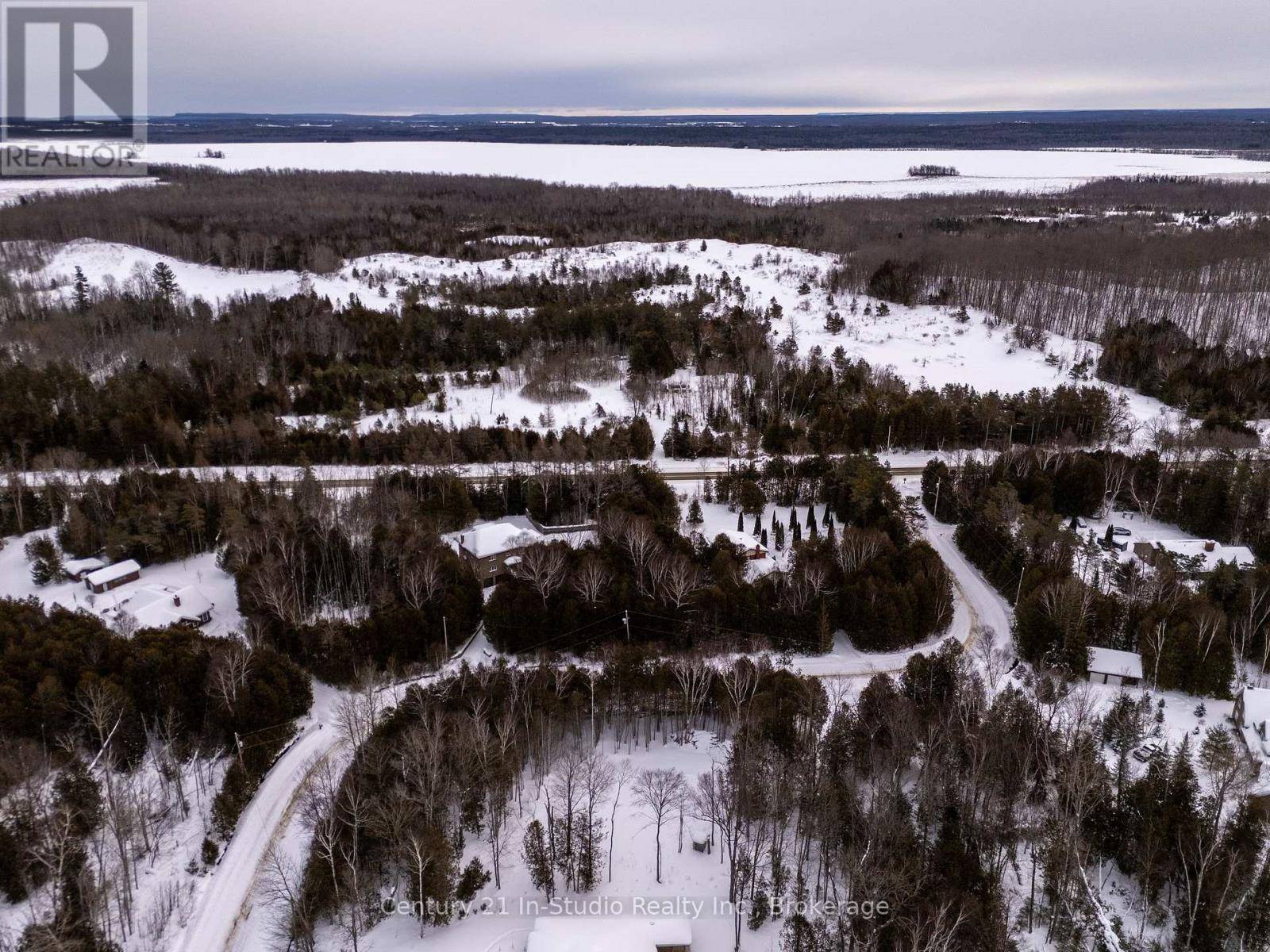 South Bruce Peninsula, ON N0H2T0,20 GROUSE DRIVE