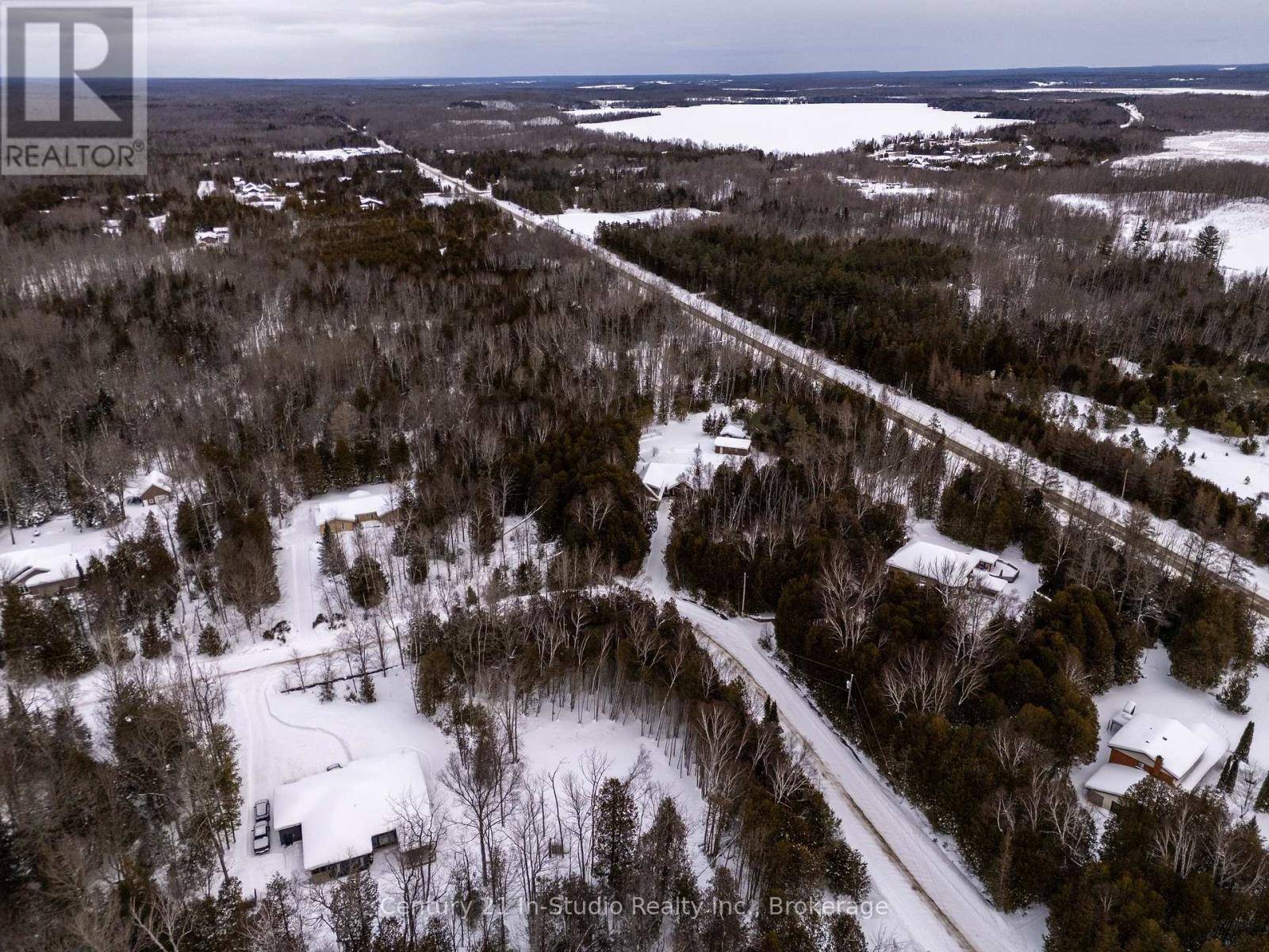 South Bruce Peninsula, ON N0H2T0,20 GROUSE DRIVE