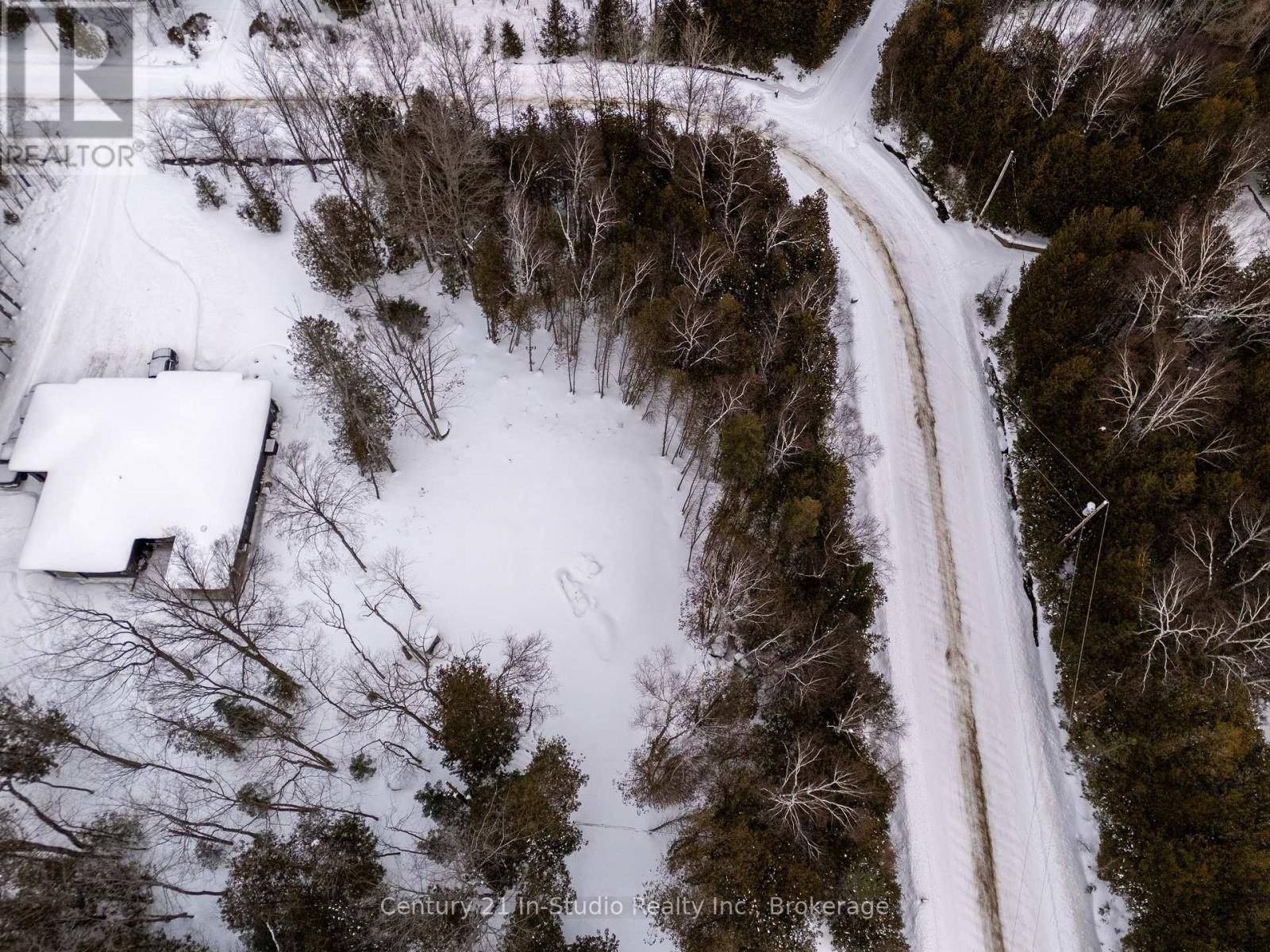 South Bruce Peninsula, ON N0H2T0,20 GROUSE DRIVE