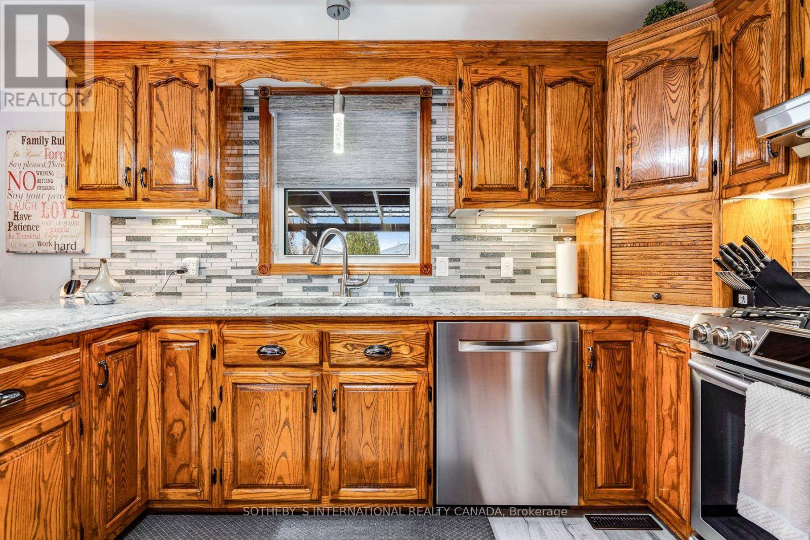 Leamington, ON N8H5J7,47 Eastgrove CRES