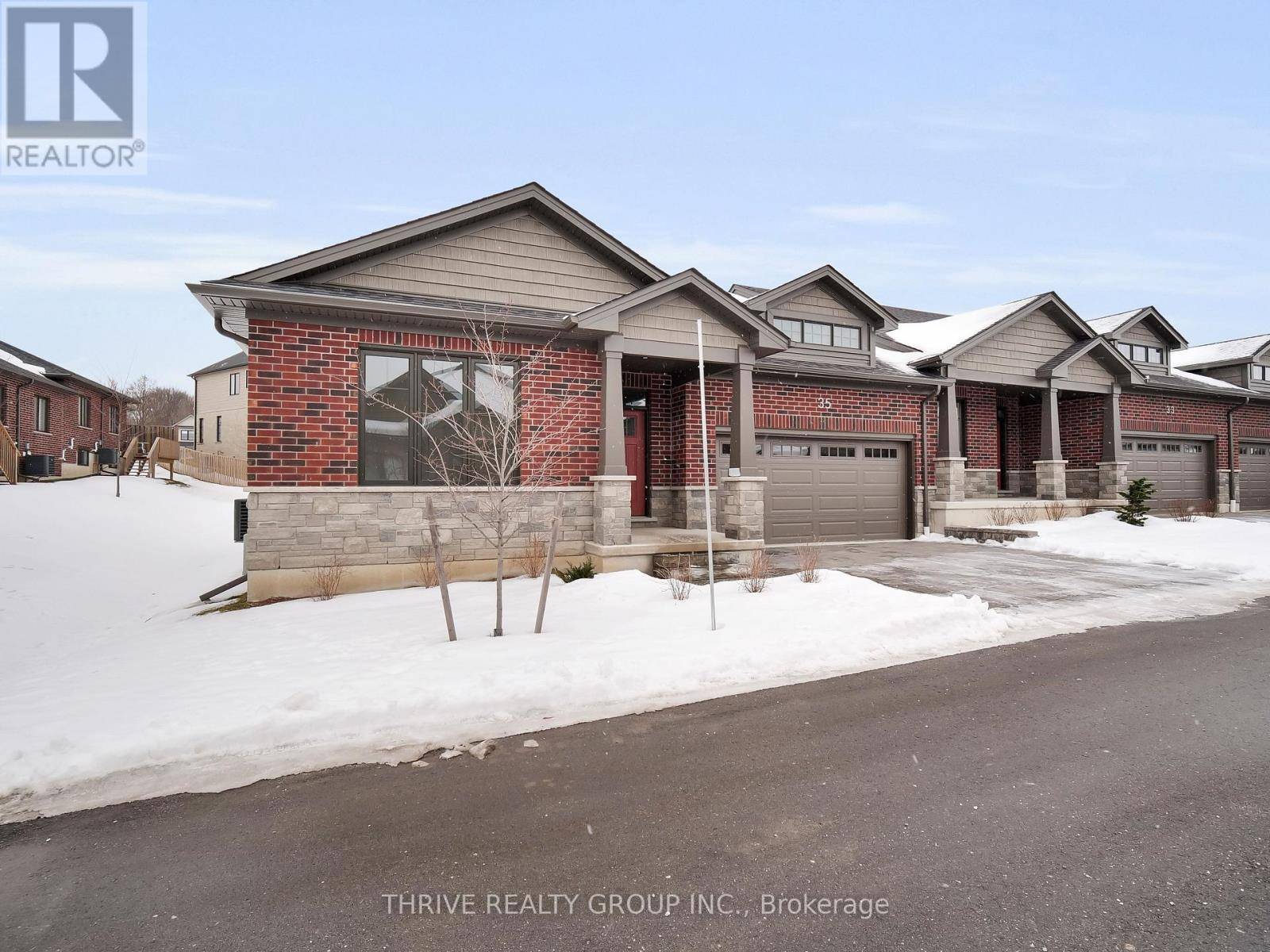 London, ON N6K0K2,1080 Upperpoint AVE #35