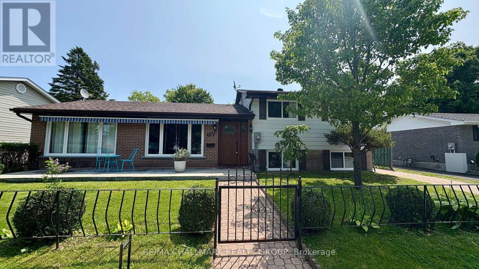 Brockville, ON K6V5X9,677 LAURIER BOULEVARD