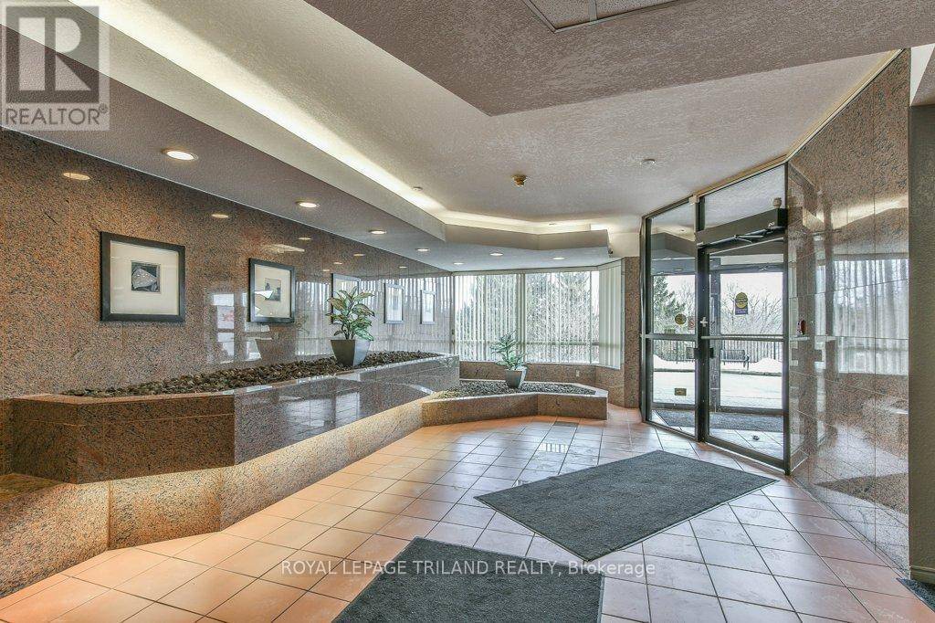 London North (north P), ON N6H5E2,521 RIVERSIDE DR #506
