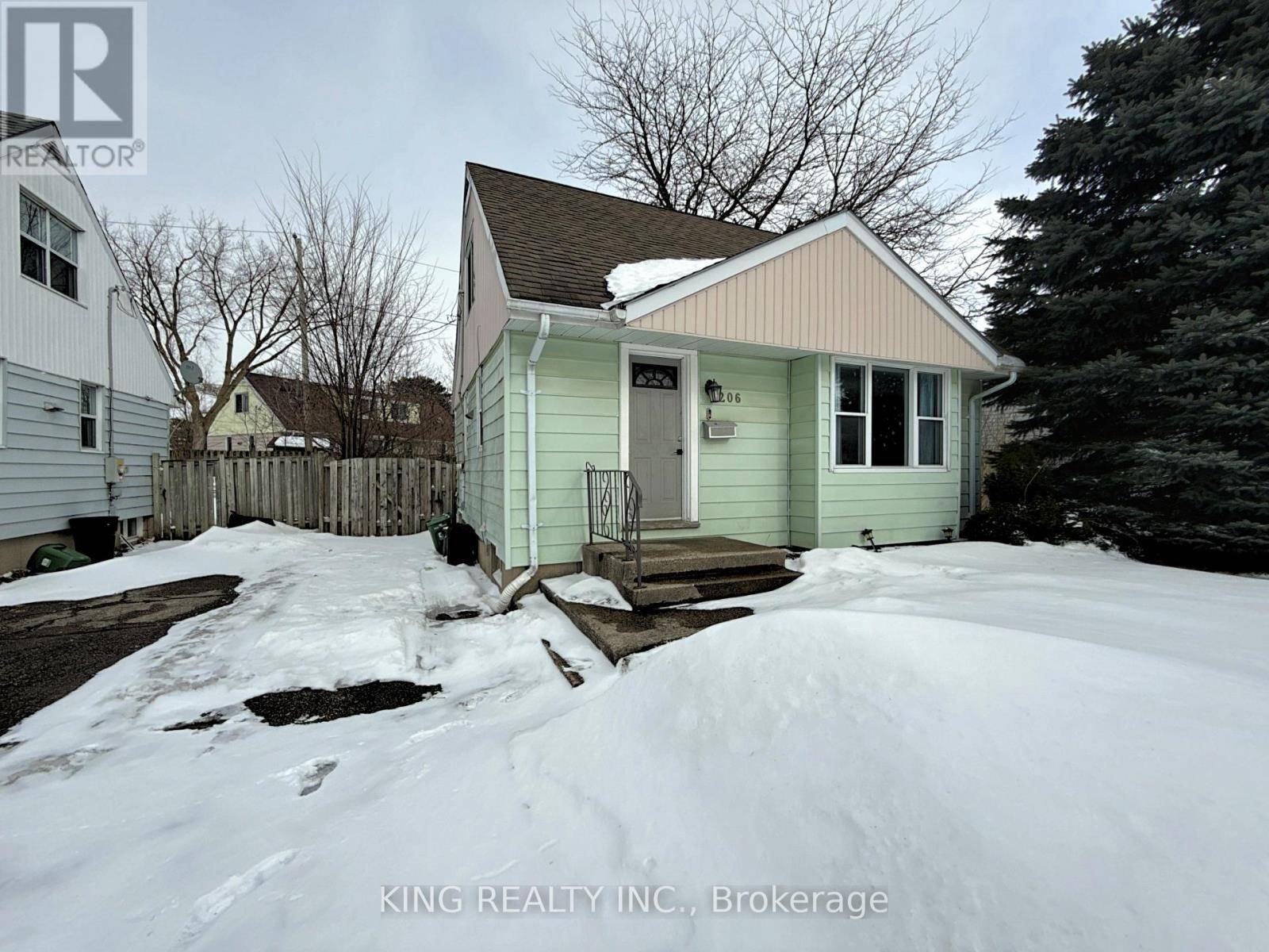 London, ON N5Y1C6,206 RHINE AVENUE