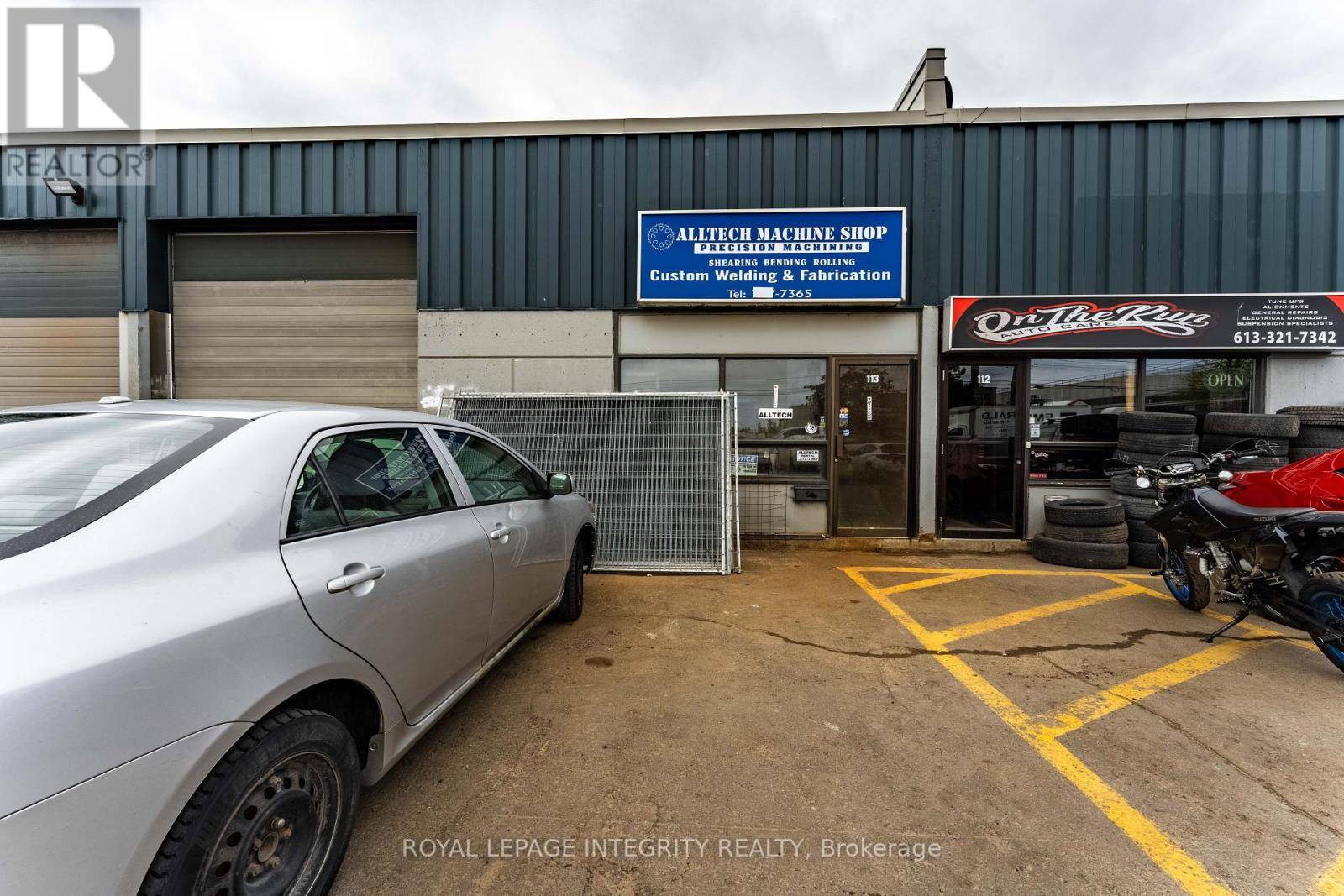 Ottawa, ON K1B4E4,2535 Blackwell ST #113