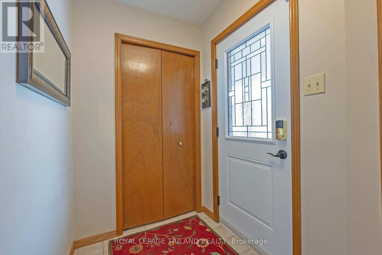 London South (south T), ON N5Z4W9,70 Glenroy RD #7