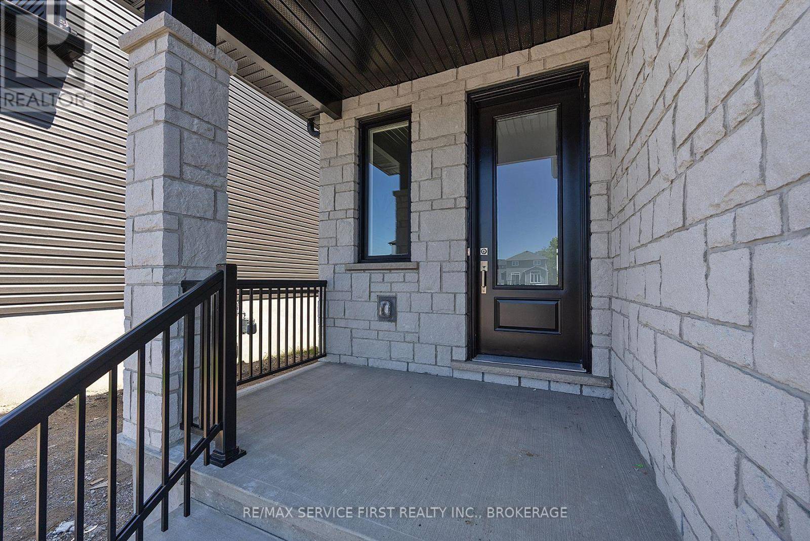 Kingston (city Northwest), ON K7P0T6,1350 TURNBULL WAY #E43