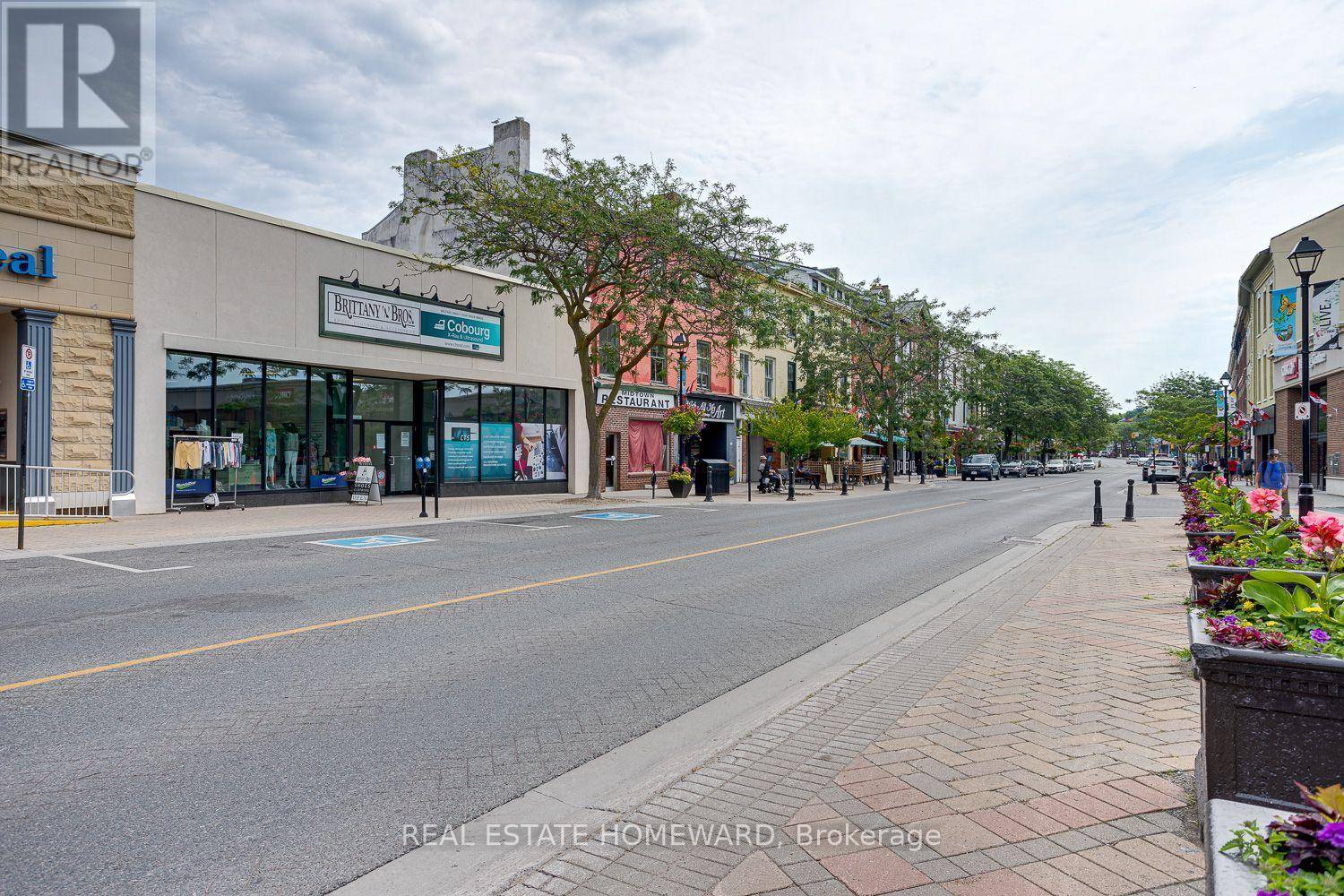 Cobourg, ON K9A2L9,52 KING STREET W