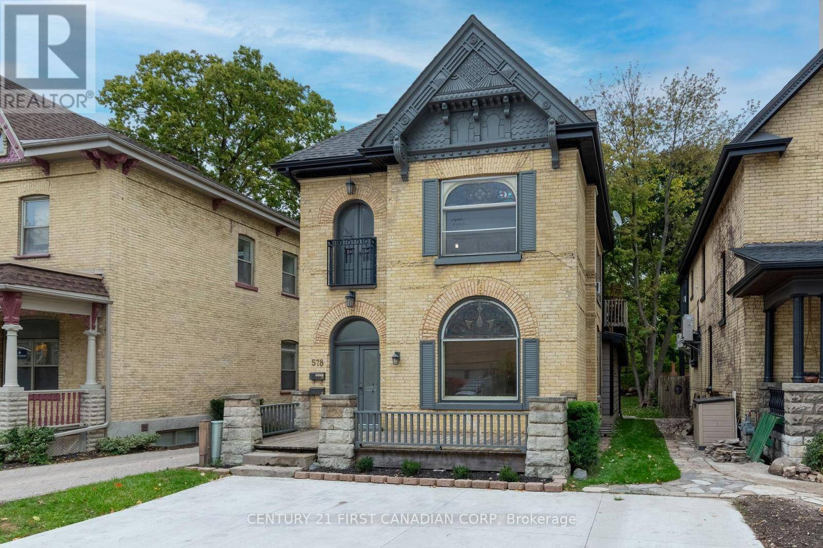 London East (east F), ON N6B2P9,578 WATERLOO STREET