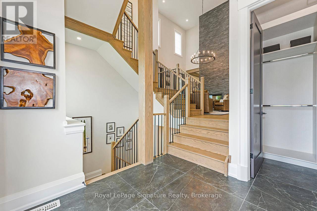 Blue Mountains, ON N0H1J0,106 DOROTHY DRIVE