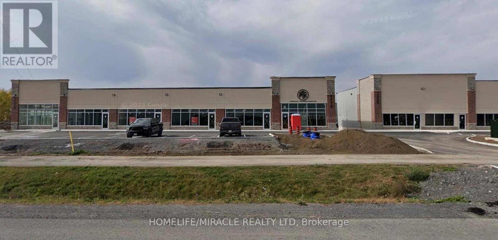 Kingston (city Northwest), ON K7P0K4,1315 Centennial DR #2