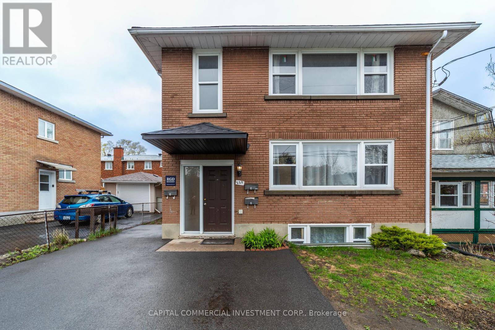 Ottawa, ON K2B5A9,220 COMPTON AVENUE