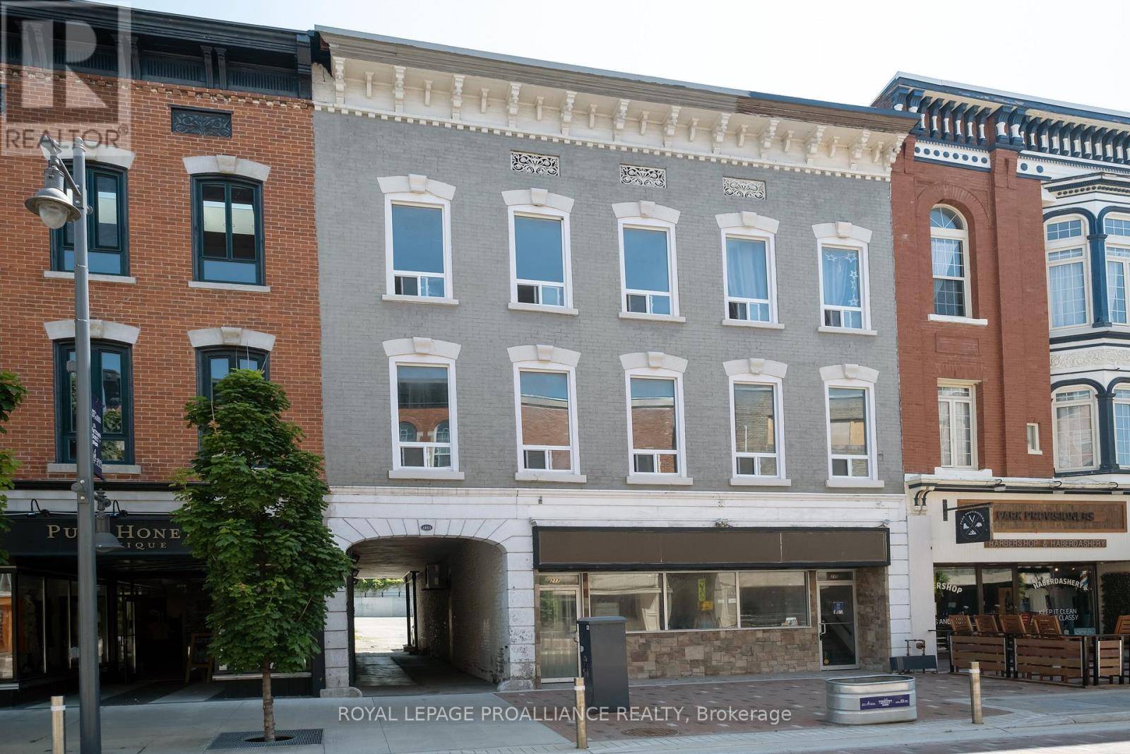 Belleville (belleville Ward), ON K8N2Z6,277 Front ST #1