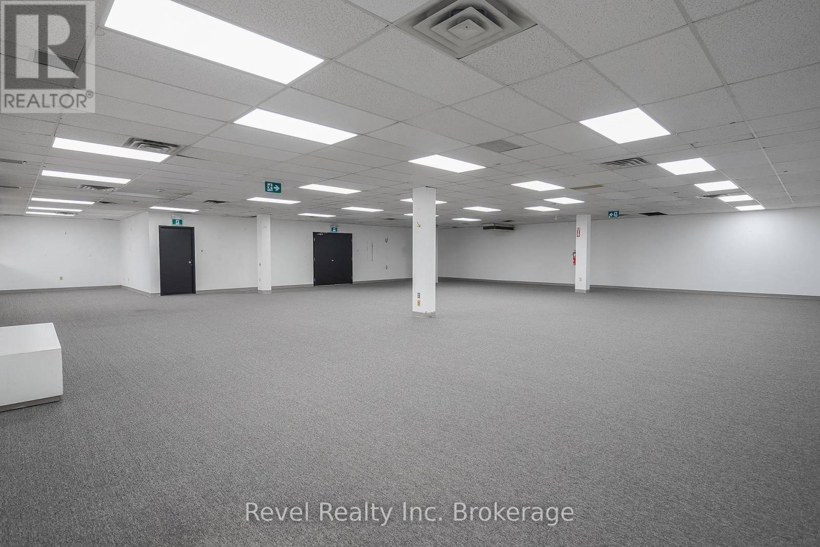 North Bay (central), ON P1B2Y6,128 McIntyre ST West #201