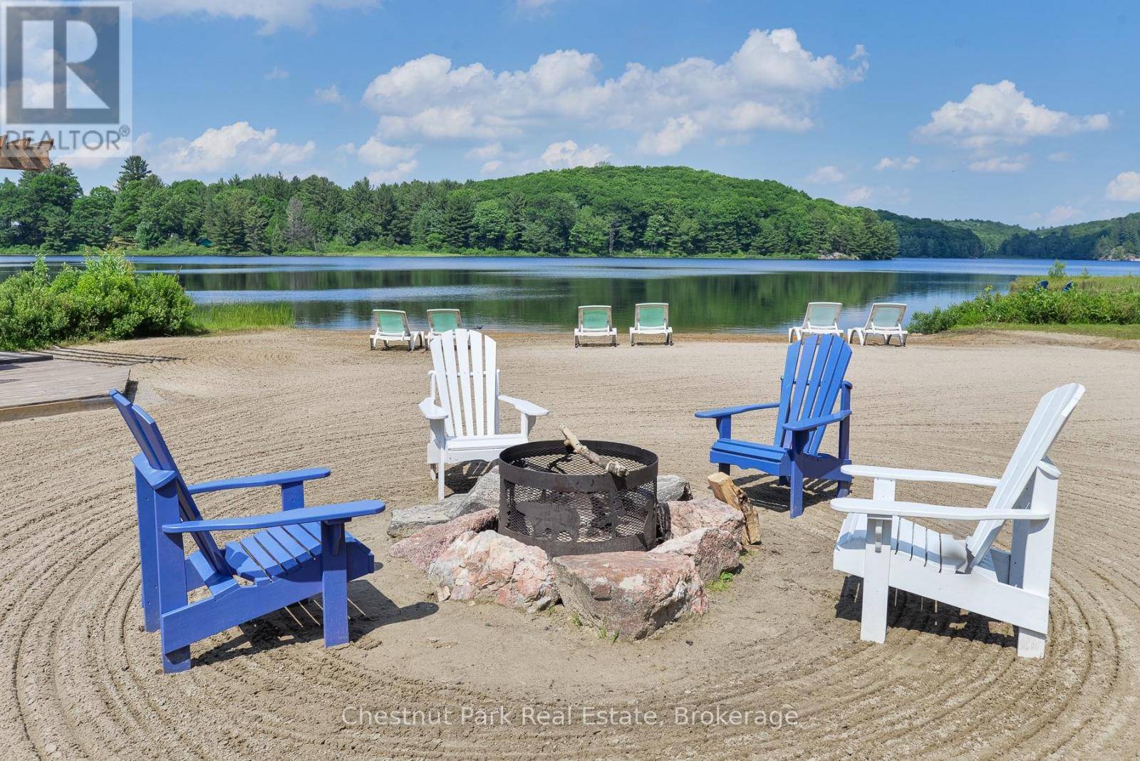 Huntsville (stephenson), ON P0B1L0,848 CLEARWATER LAKE ROAD