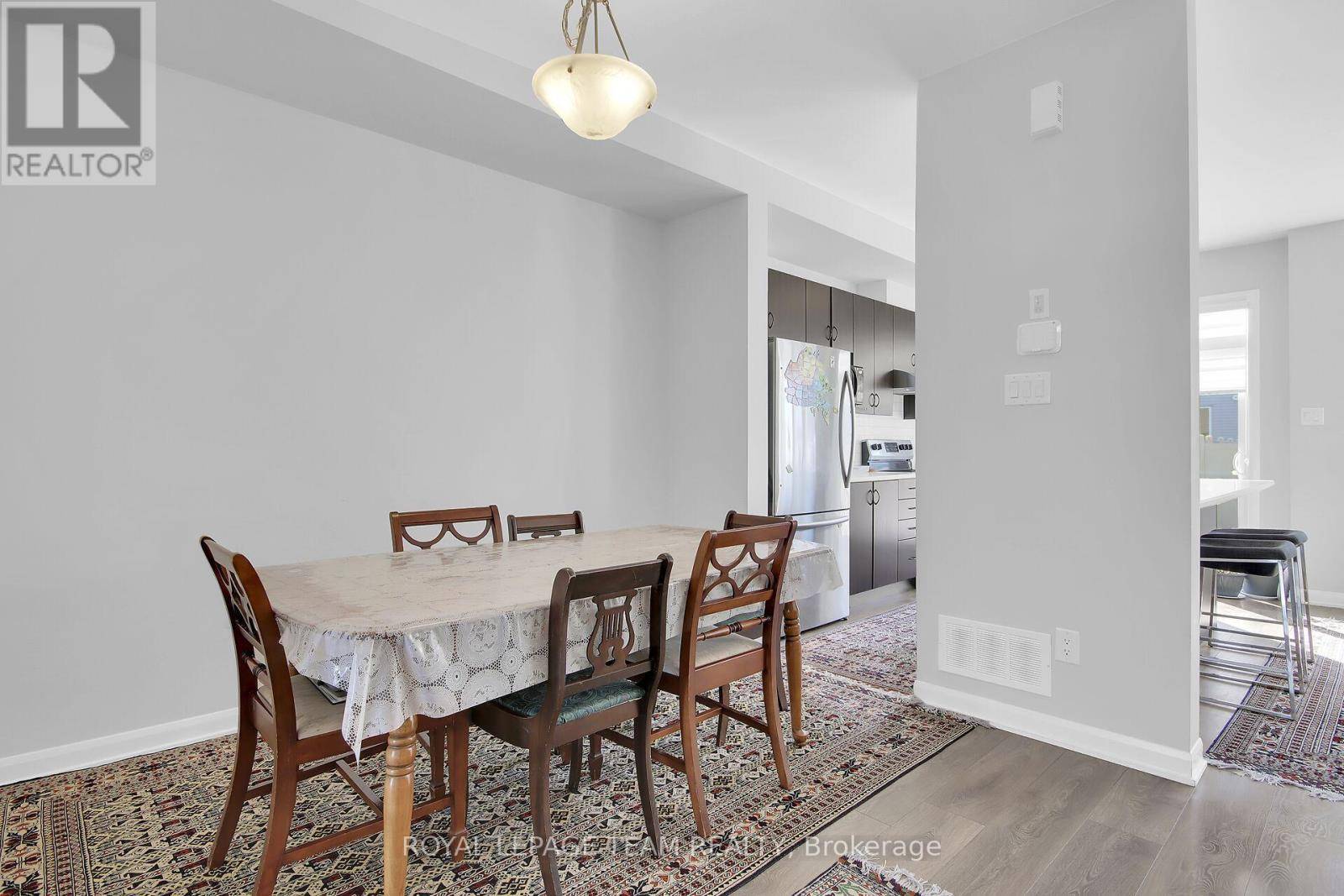 Ottawa, ON K2J6Y6,41 FINGLAS COURT