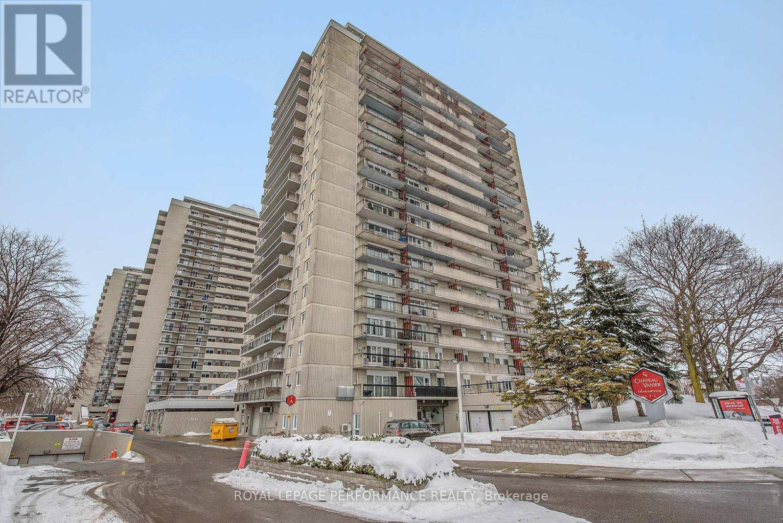 Ottawa, ON K1L8C9,158A McArthur AVE #1802
