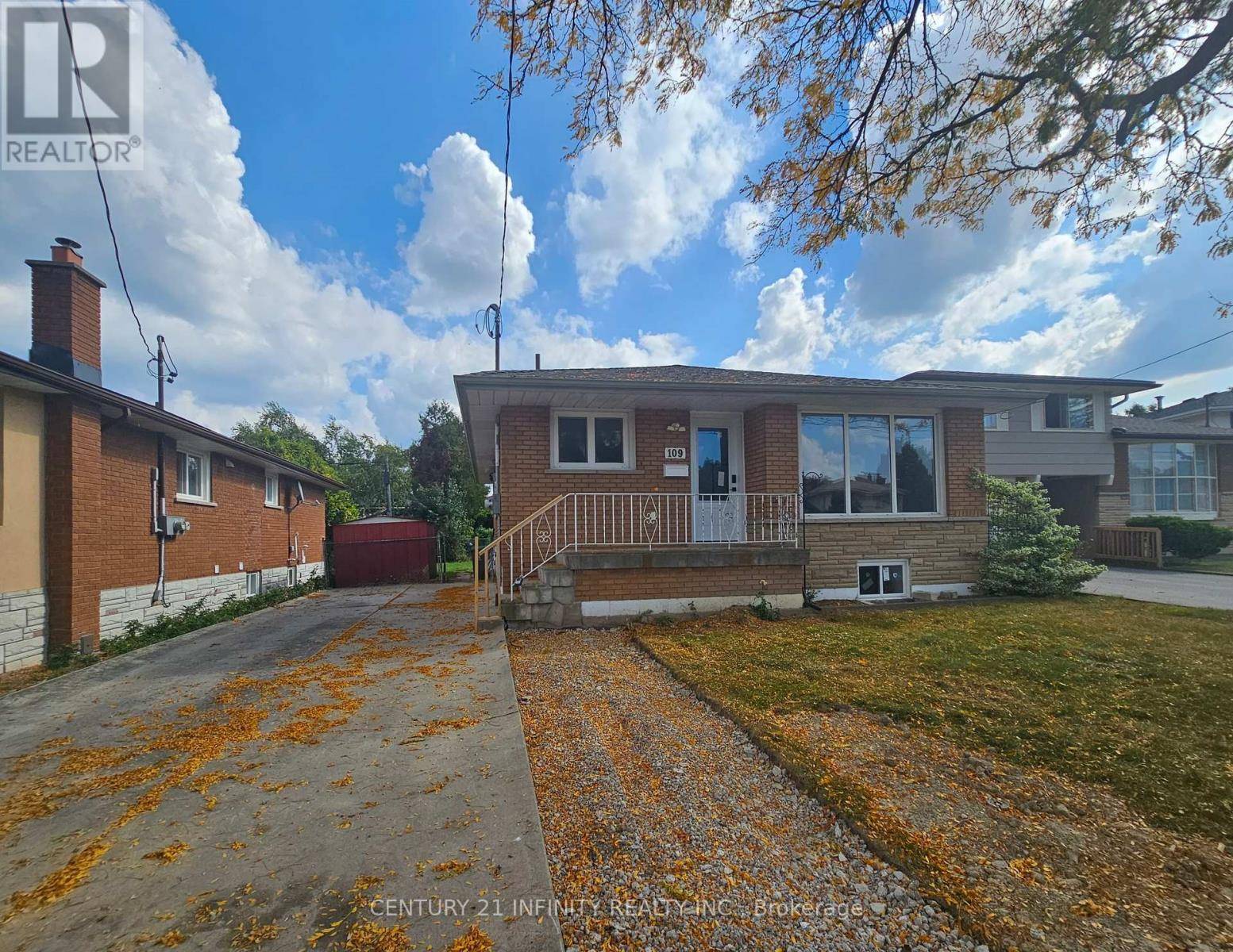 Hamilton (greeningdon), ON L9A3B5,109 PURDY CRESCENT