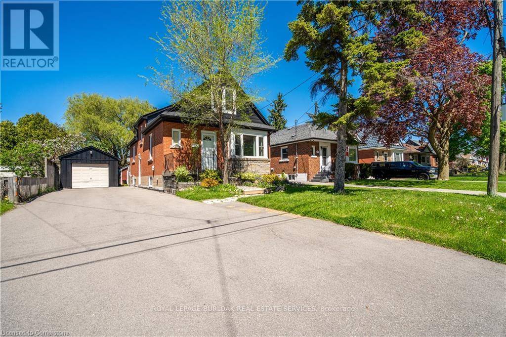 Hamilton (sunninghill), ON L8T2Z2,42 East 41st ST #Lower