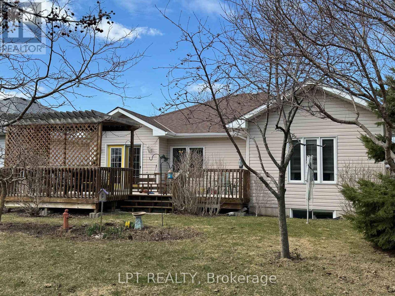 Prince Edward County (wellington), ON K0K3L0,26 ALETHA DRIVE