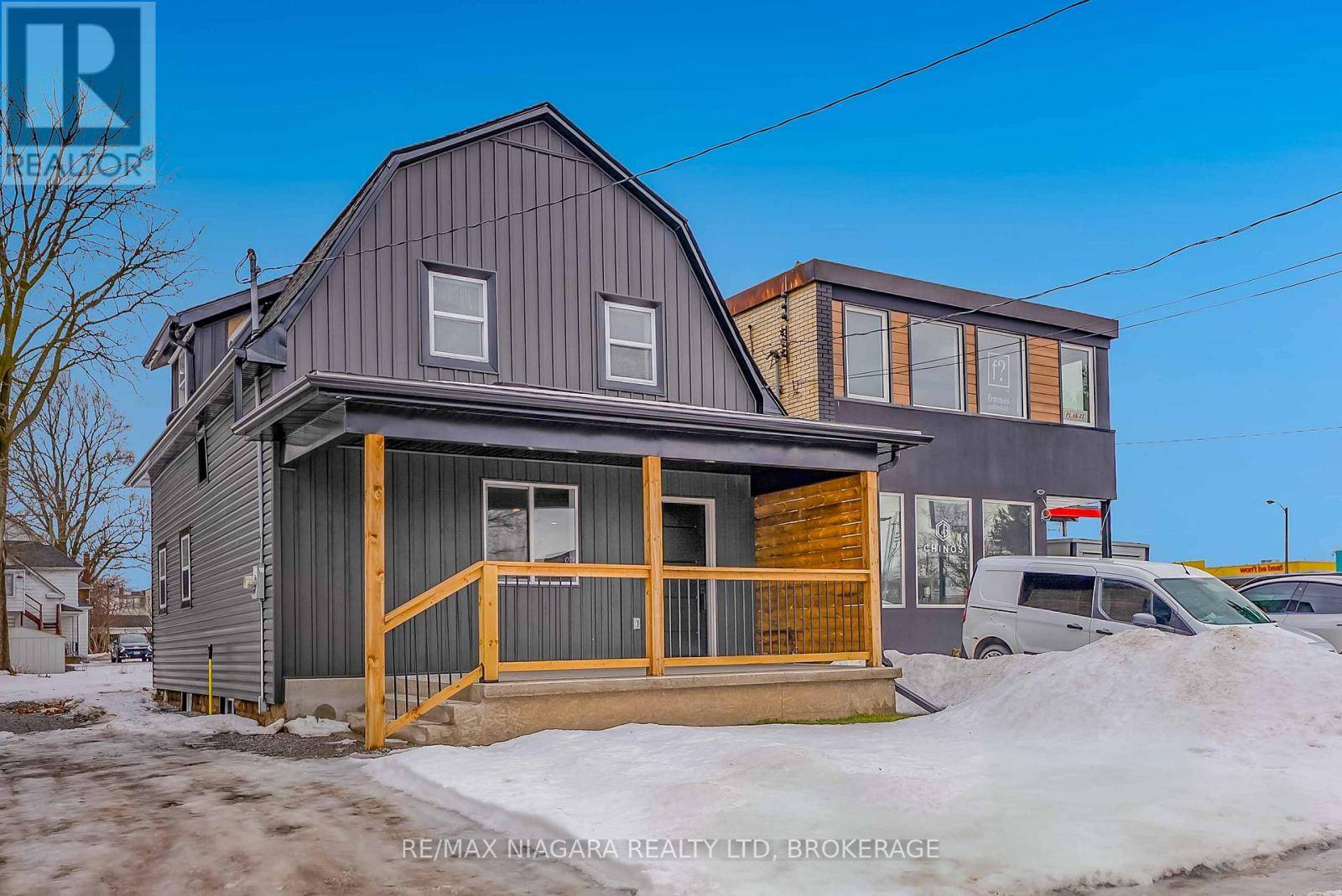 Niagara Falls (hospital), ON L2G4Y5,5840 GLENHOLME AVENUE