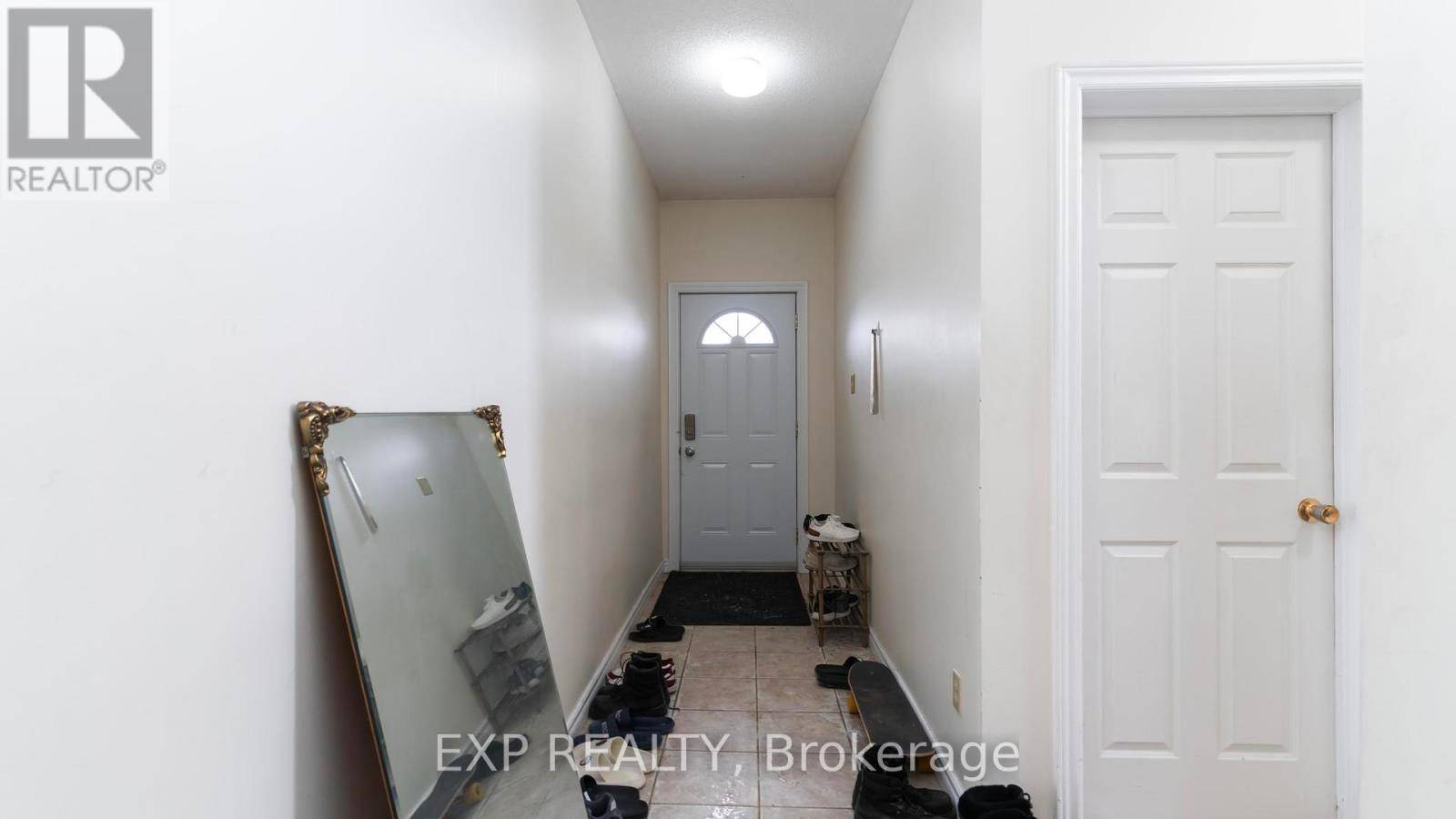 London North (north G), ON N6G4W2,1570 Richmond ST #22