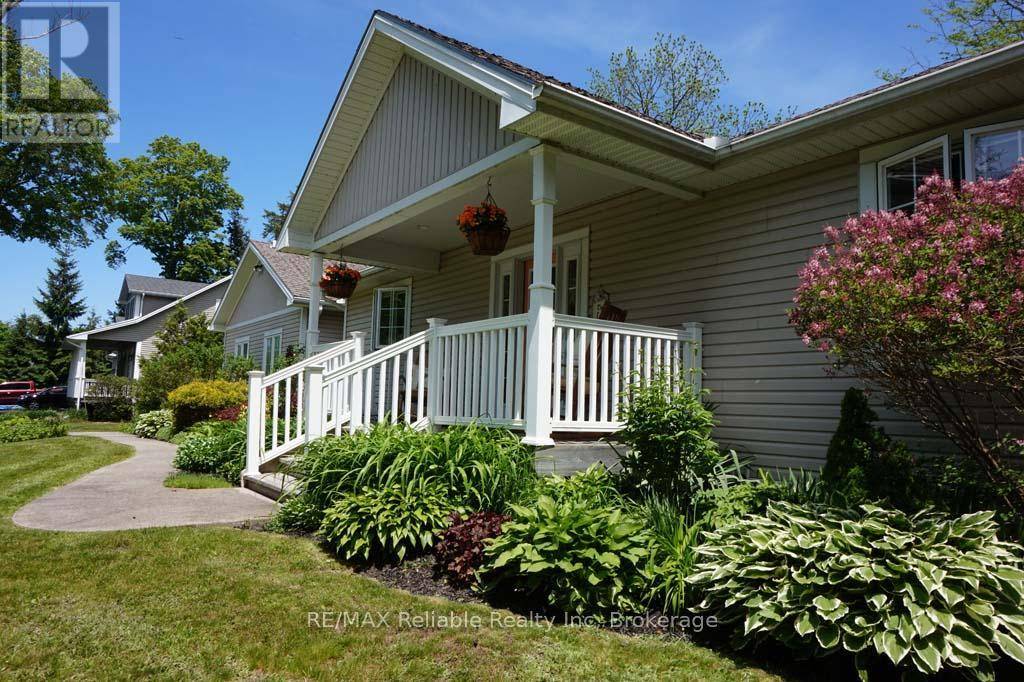 Bluewater (bayfield), ON N0M1G0,22 EUGENE STREET