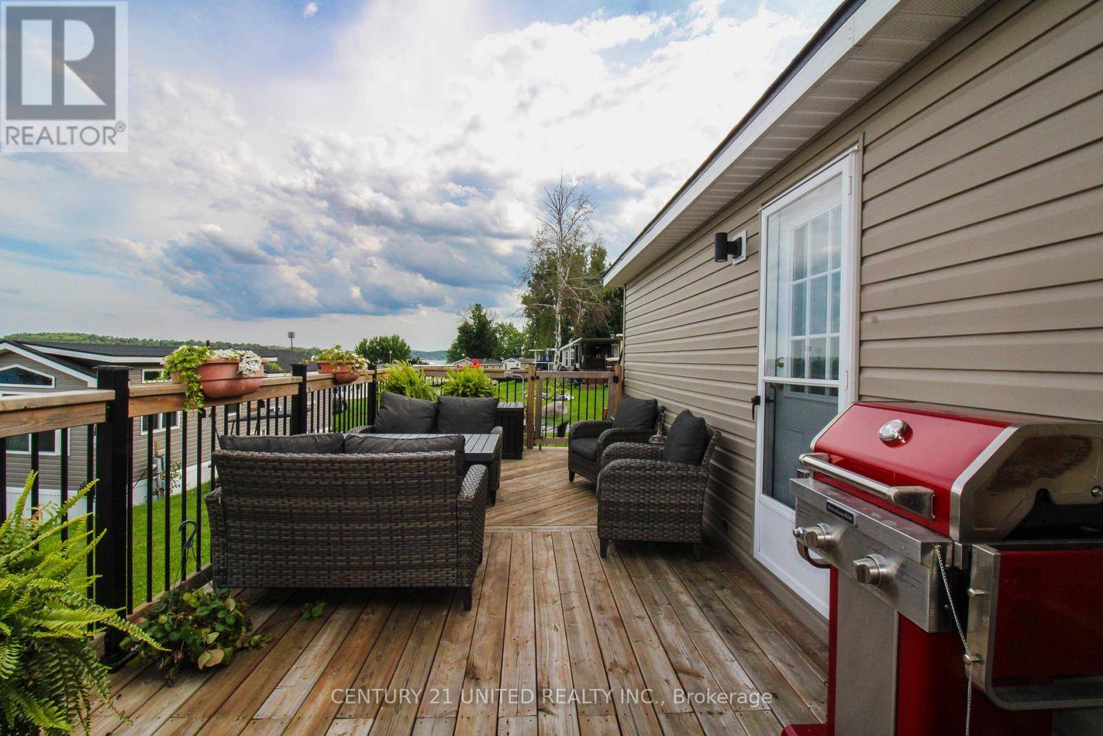 Selwyn, ON K0L1T0,5 MARINA CRES. - 920 SKYLINE ROAD