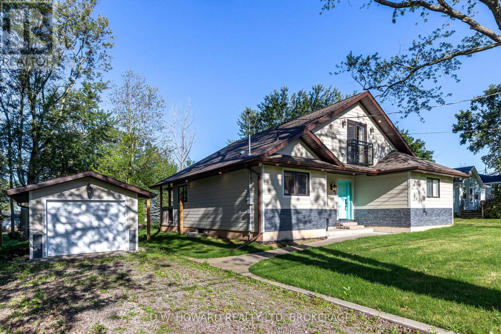 Fort Erie (crystal Beach), ON L0S1B0,145 BEECHWOOD AVENUE