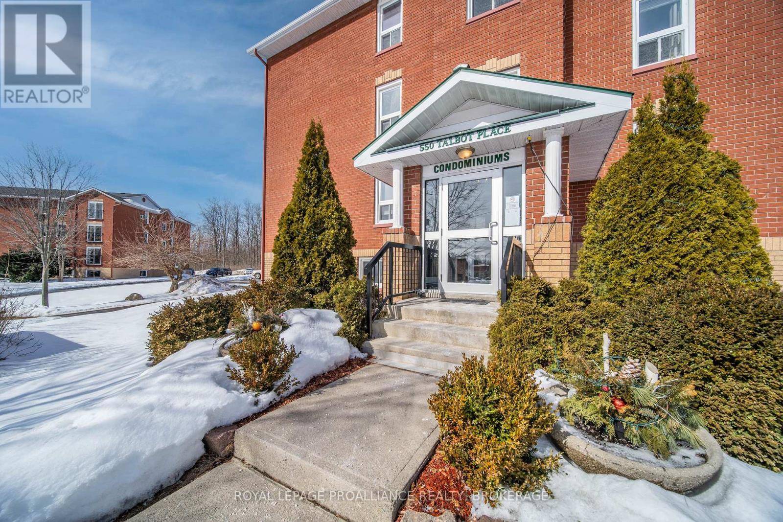 Gananoque, ON K7G3C6,550 Talbot PL #405