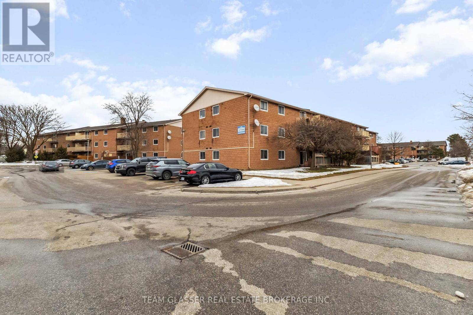 London South (south X), ON N6E2T9,1580 ERNEST AVE #306