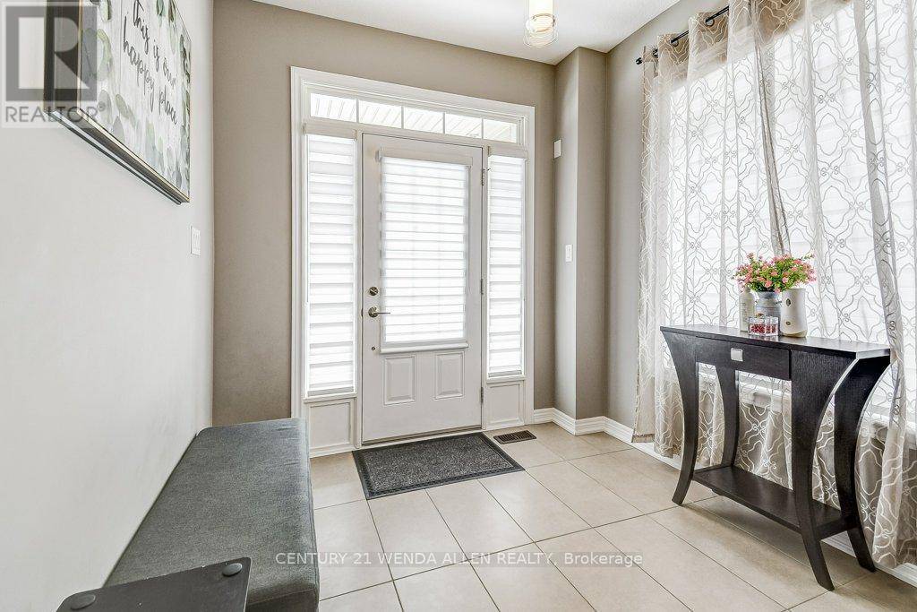 Hamilton (waterdown), ON L8B0X2,215 Dundas ST East #8
