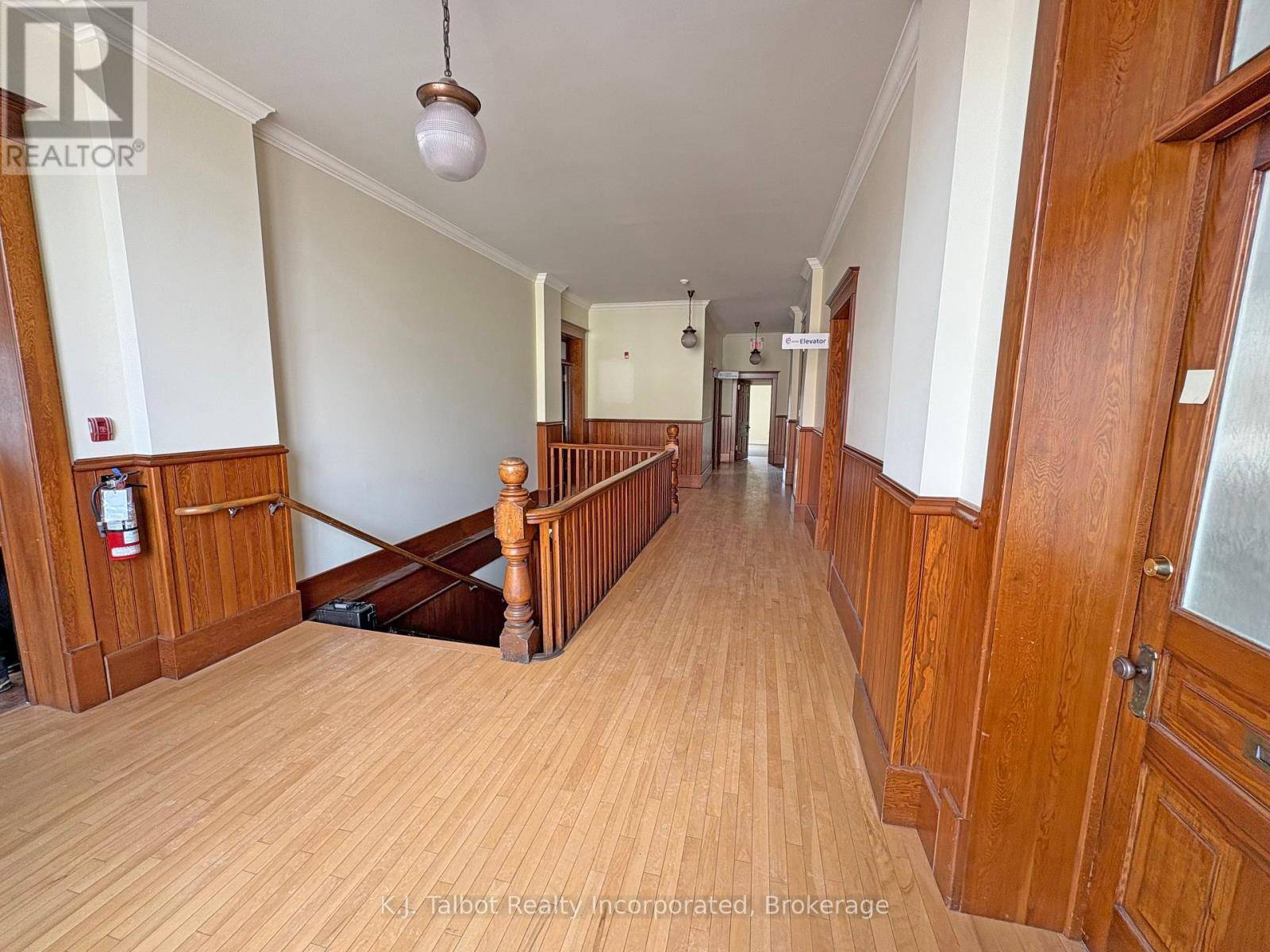 Goderich (goderich (town)), ON N7A2K3,39 WEST ST #UNIT E