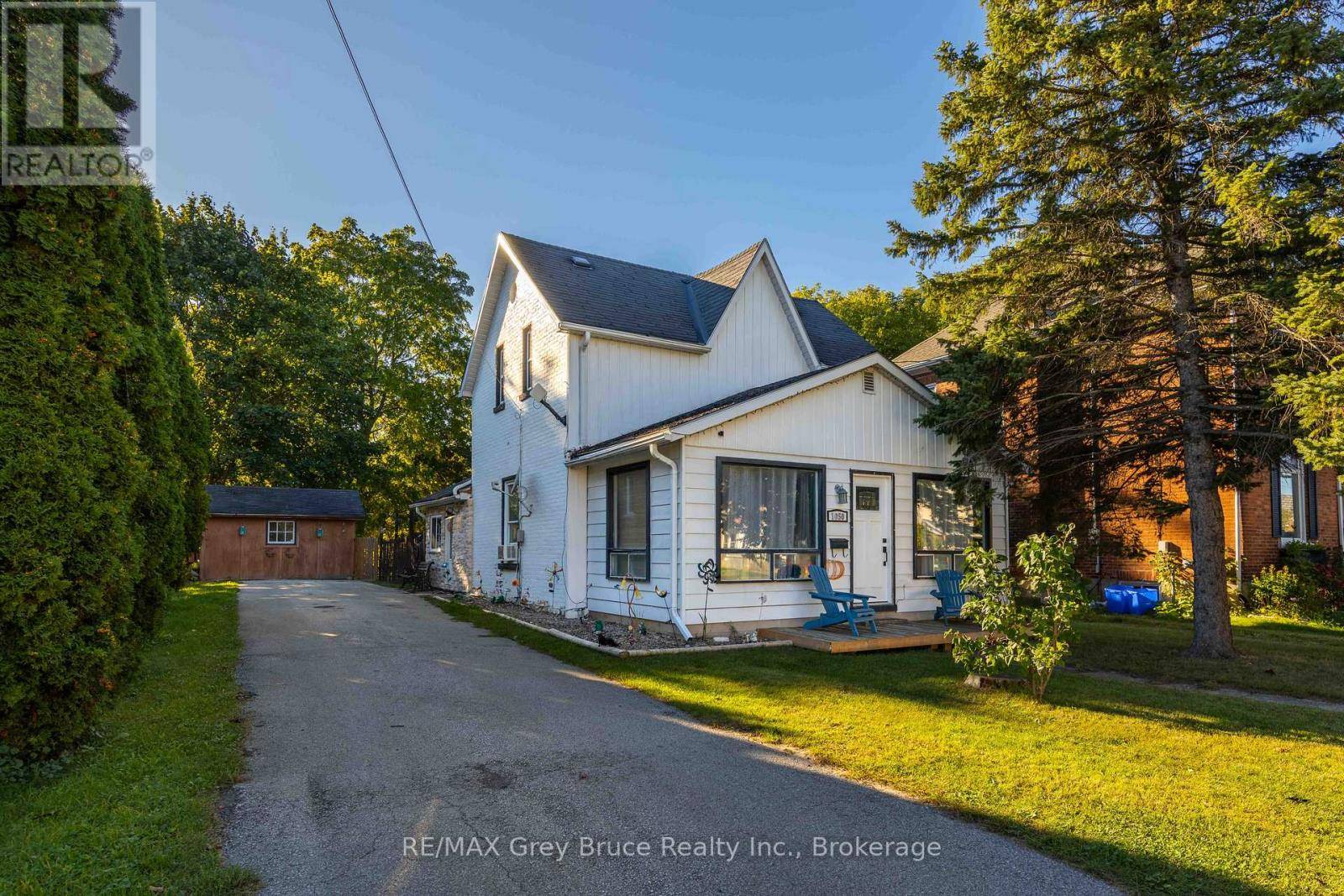 Owen Sound, ON N4K4M9,1050 2ND AVENUE W