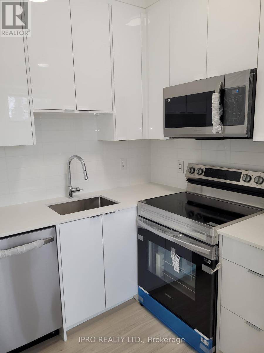 Niagara Falls (oldfield), ON L2G4R8,7277 Wilson CRES #101