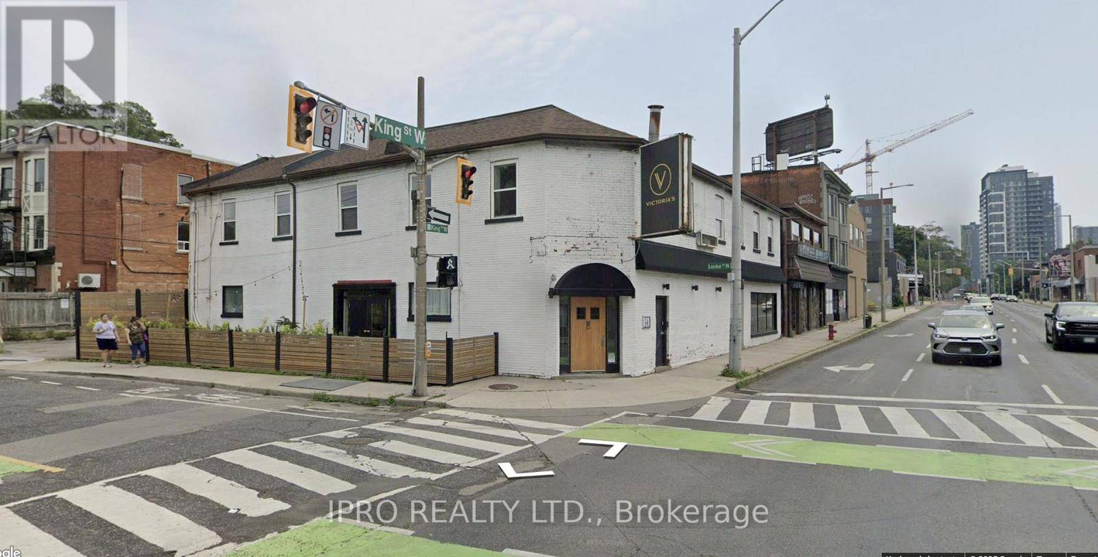 Hamilton (strathcona), ON L8P1B7,470 KING STREET W
