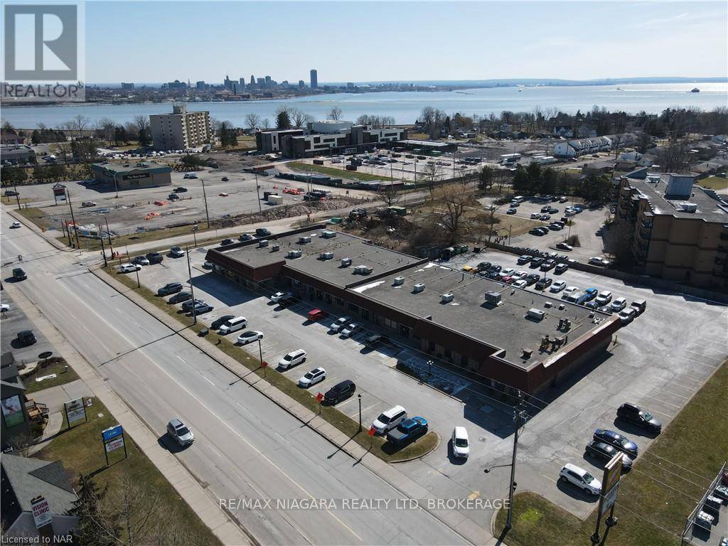 Fort Erie (333 - Lakeshore), ON L2A1M7,224 Garrison RD #7