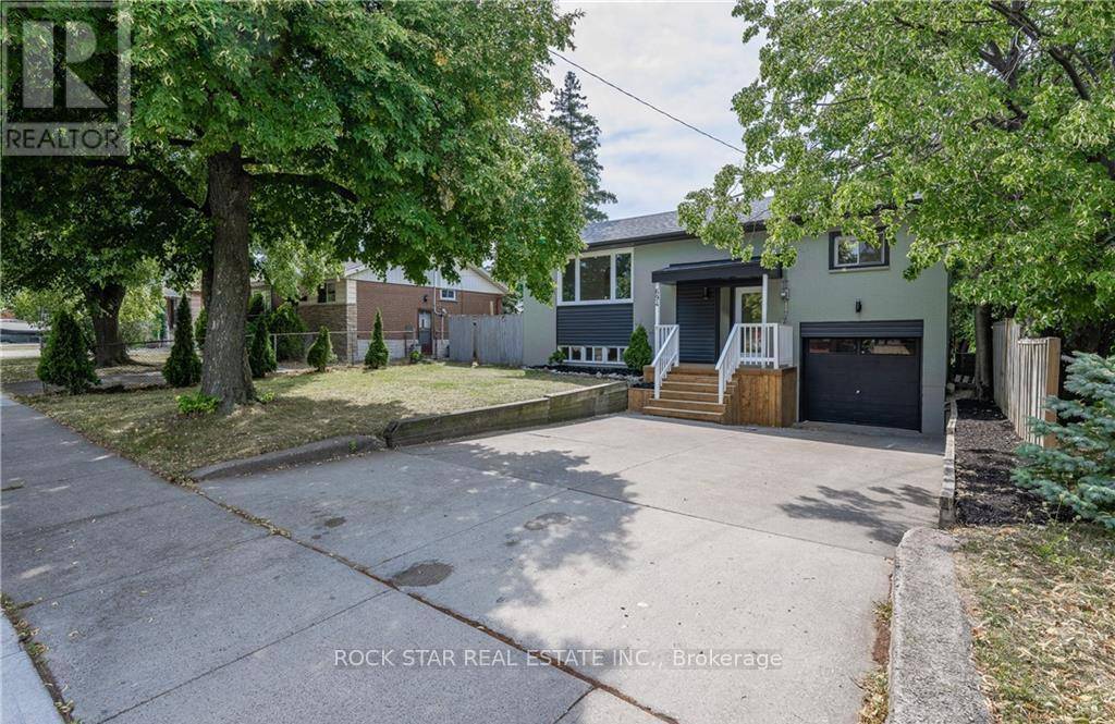 Hamilton (hampton Heights), ON L8T3T6,694 UPPER OTTAWA STREET