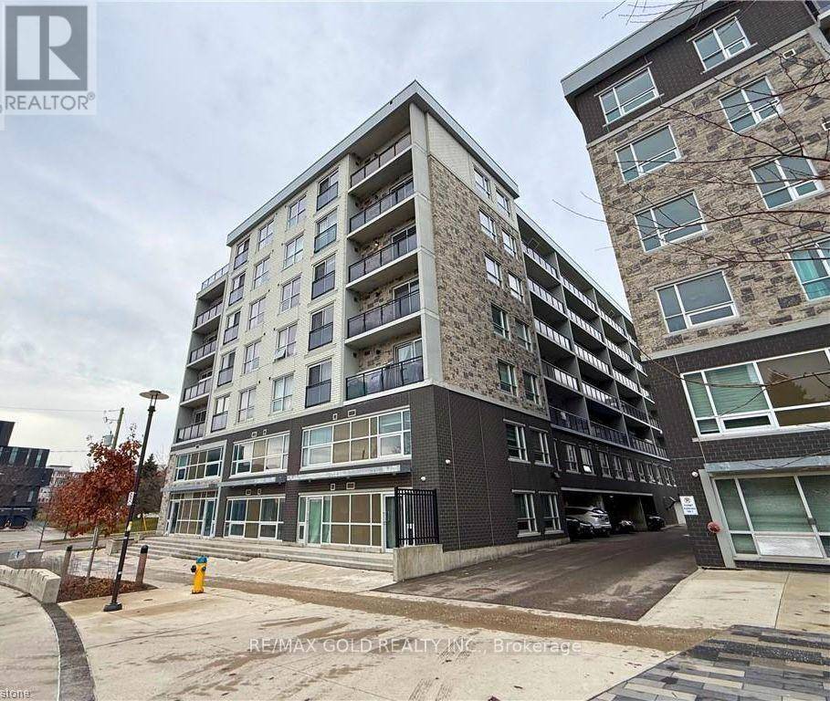 Waterloo, ON N2L3R2,275 Larch ST #104