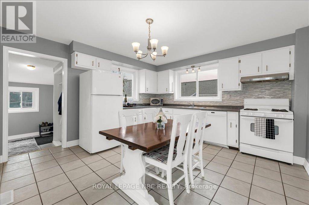 Lincoln (lincoln-jordan/vineland), ON L0R2C0,3384 JOHNSON STREET