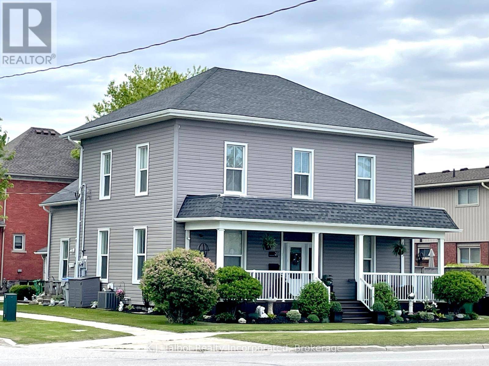 Goderich (goderich (town)), ON N7A3H4,31 VICTORIA STREET S
