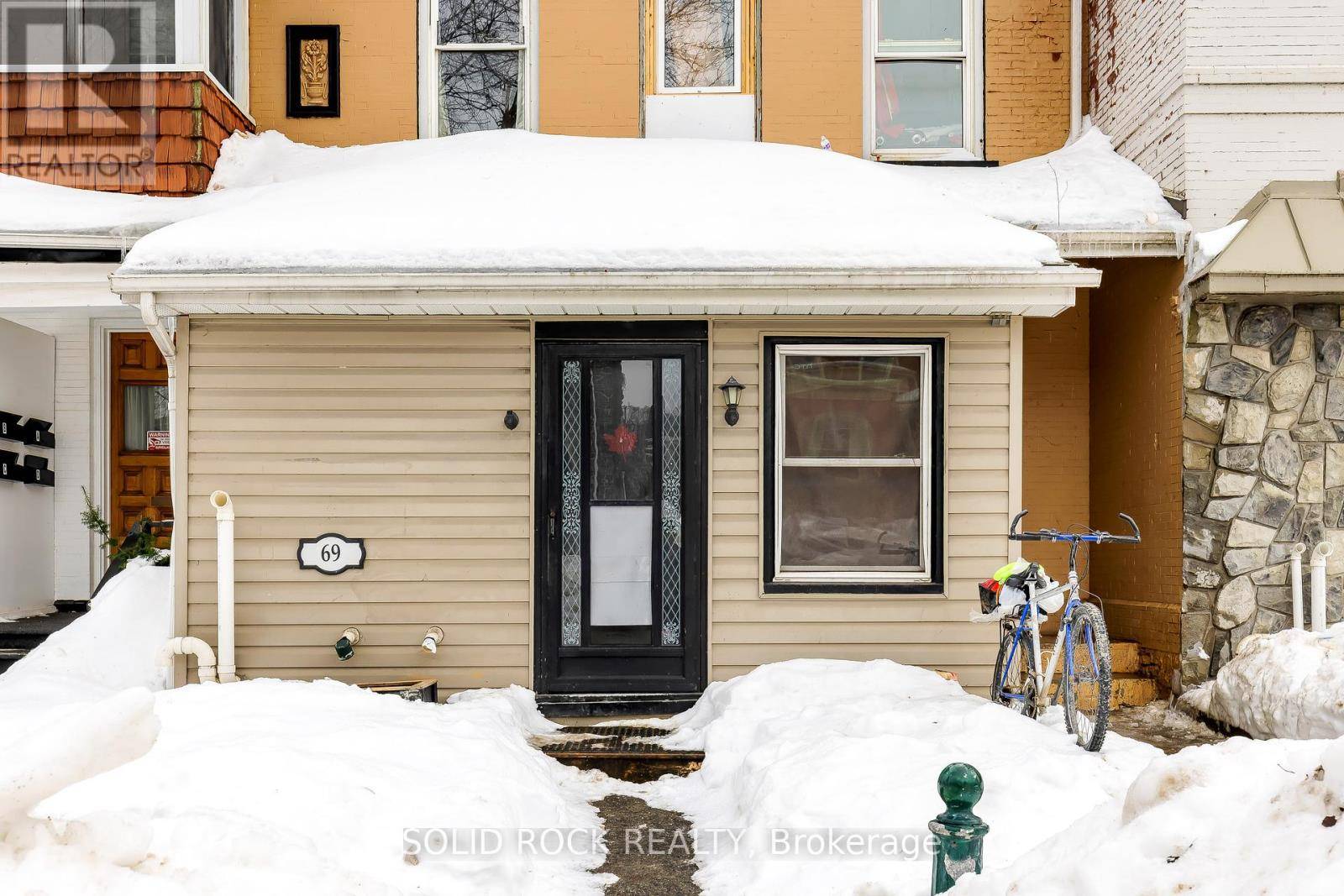 Brockville, ON K6V1B2,69 KING STREET E