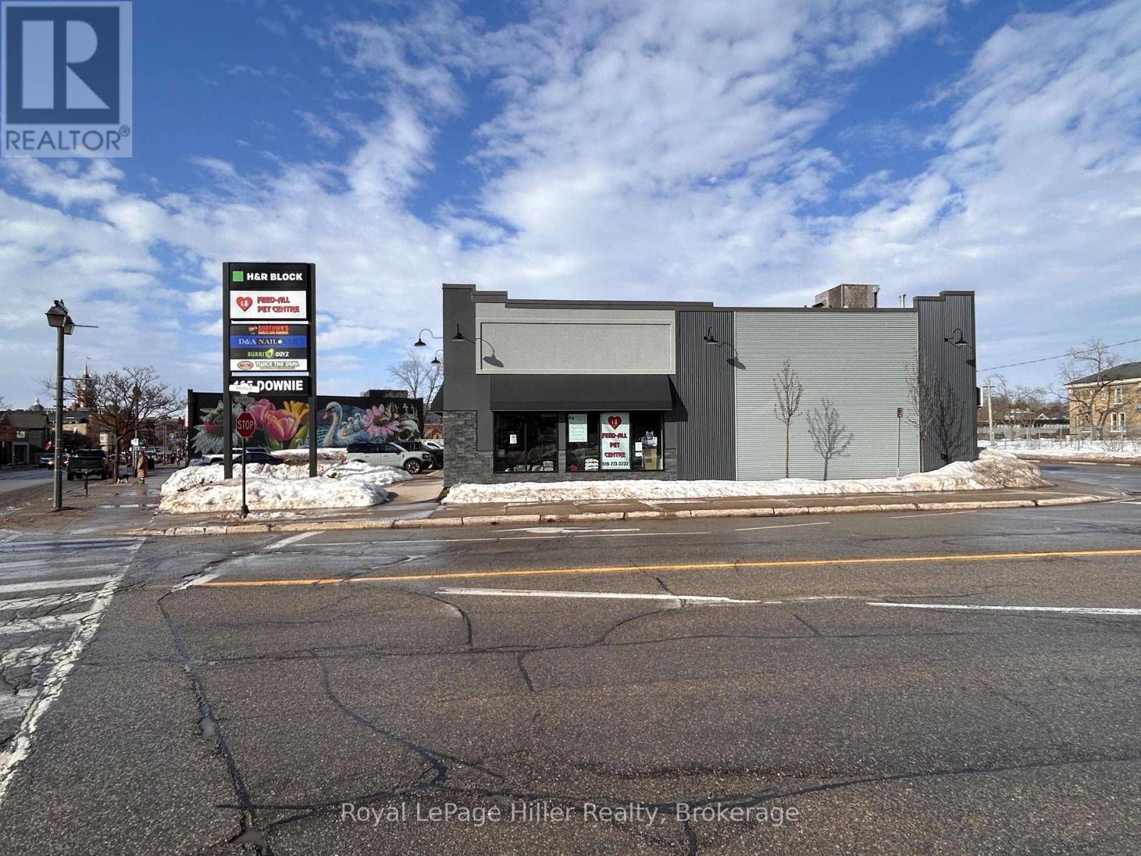 Stratford, ON N5A1X2,165 DOWNIE STREET