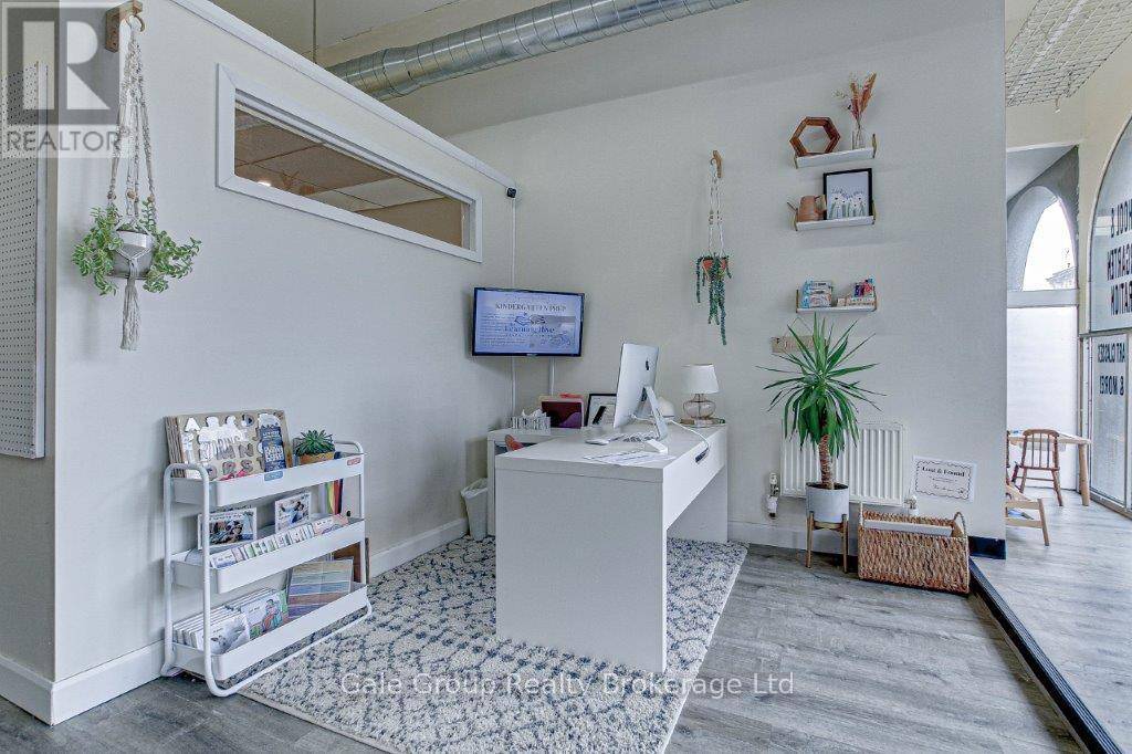 Woodstock (woodstock - North), ON N4S1C1,442 Dundas ST #Unit B