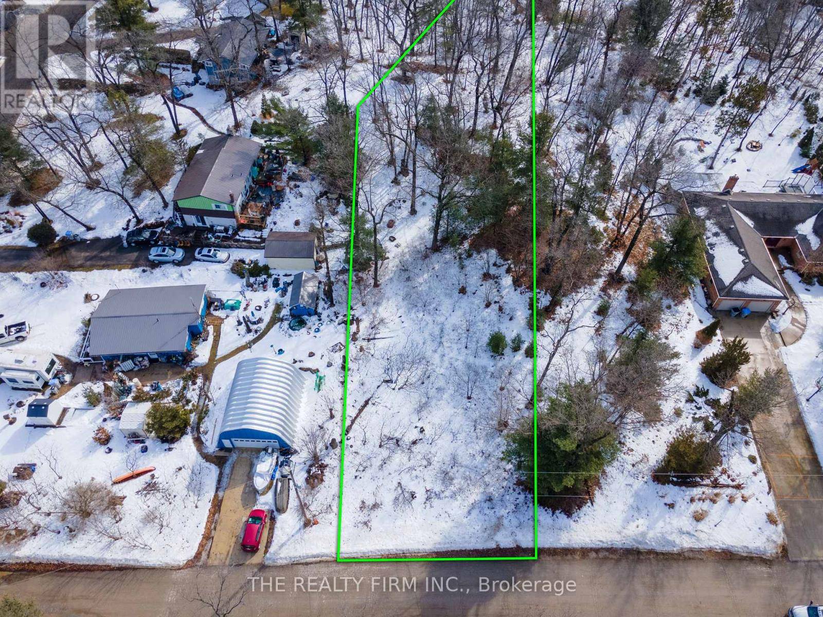 Lambton Shores (port Franks), ON N0M2L0,10048 URLIN CRESCENT