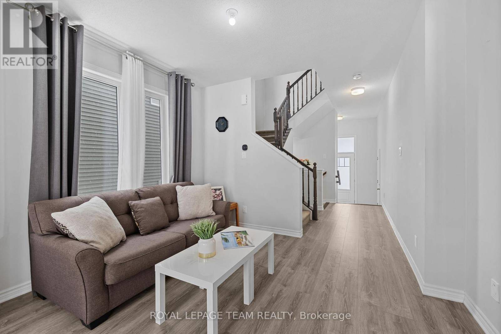 Ottawa, ON K2J7A2,42 LENTAGO AVENUE