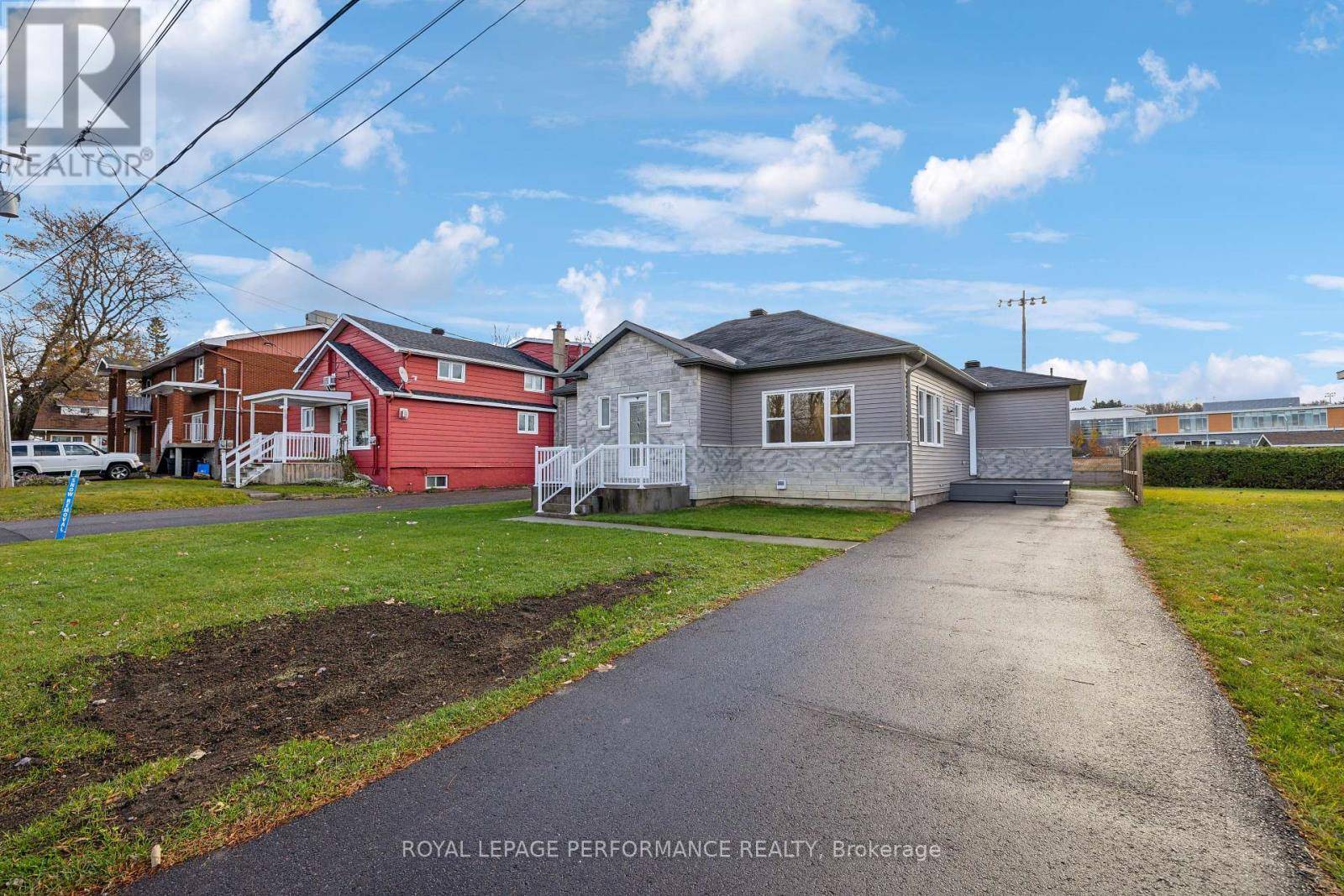 Clarence-rockland, ON K4K1C8,1459 LAURIER STREET